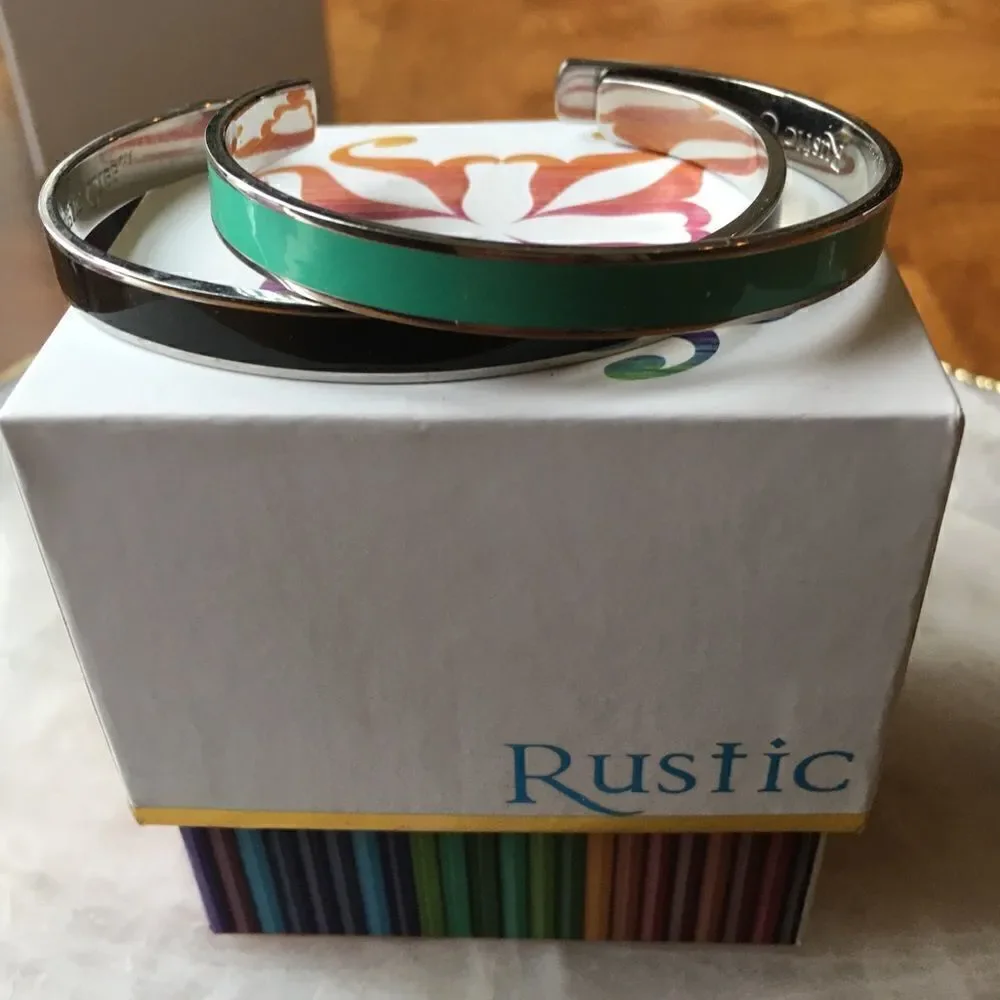 RUSTIC CUFF Regifters